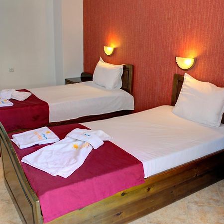 Hotel Feniks Lozenets Extérieur photo