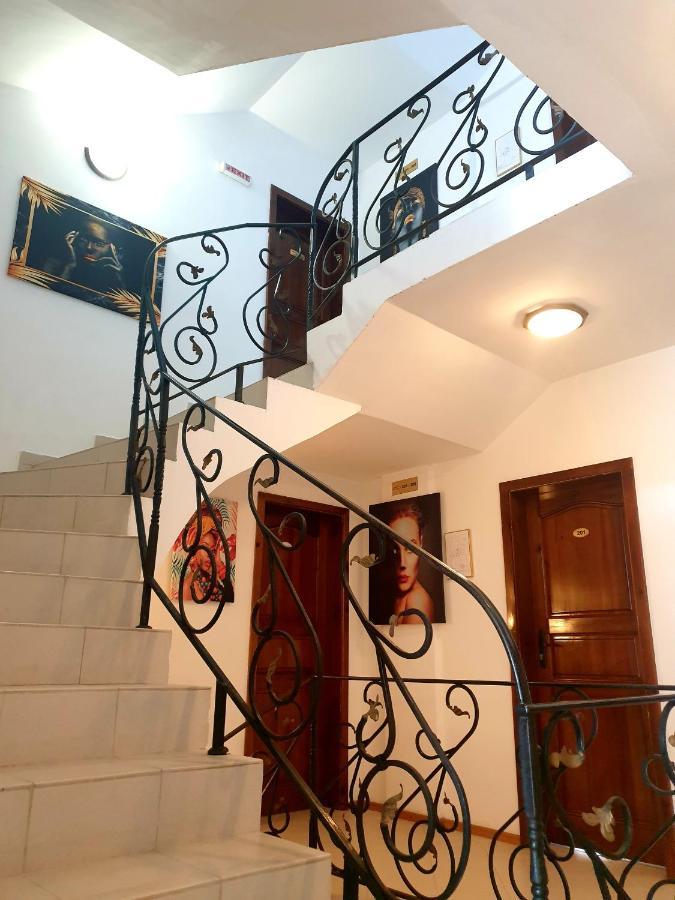 Hotel Feniks Lozenets Extérieur photo