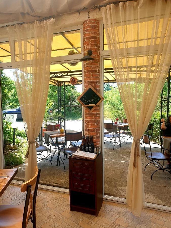 Hotel Feniks Lozenets Extérieur photo