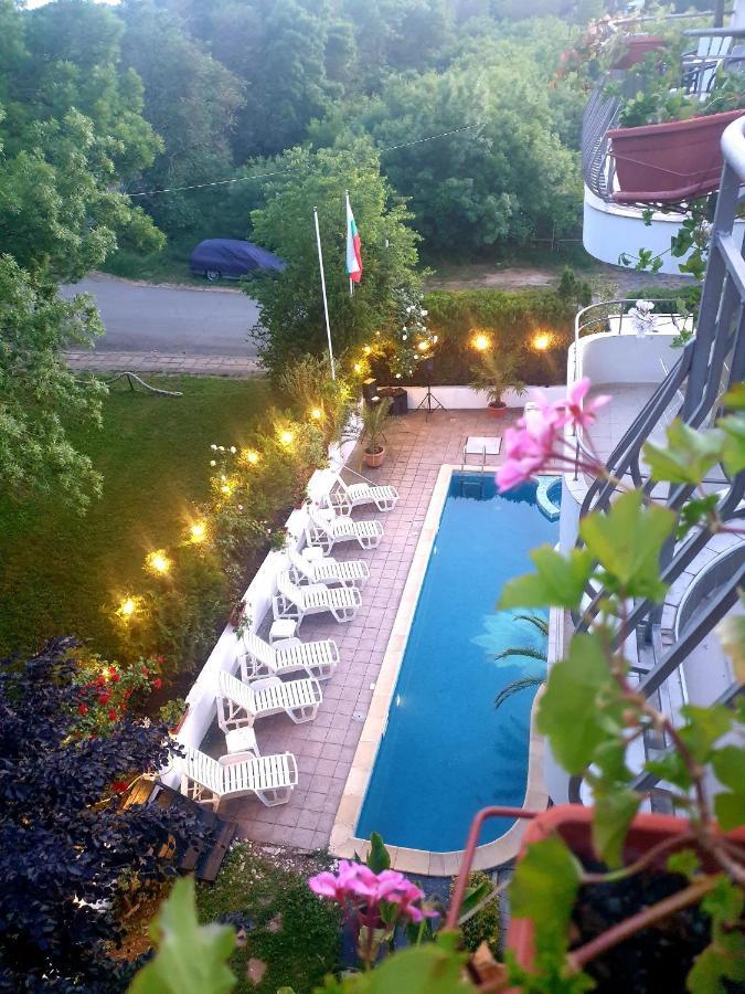 Hotel Feniks Lozenets Extérieur photo