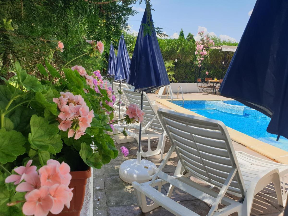 Hotel Feniks Lozenets Extérieur photo