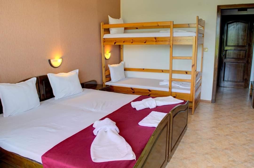 Hotel Feniks Lozenets Extérieur photo