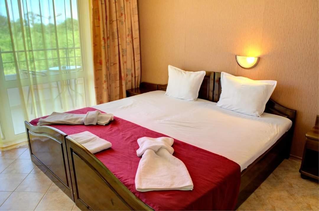 Hotel Feniks Lozenets Extérieur photo