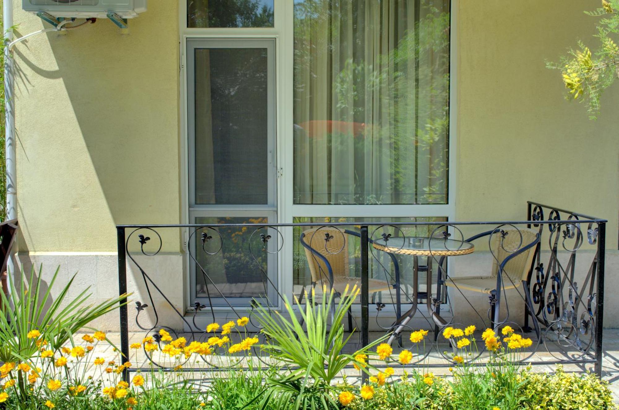 Hotel Feniks Lozenets Extérieur photo