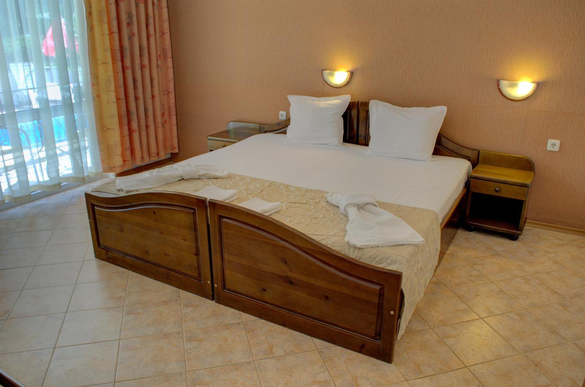 Hotel Feniks Lozenets Extérieur photo